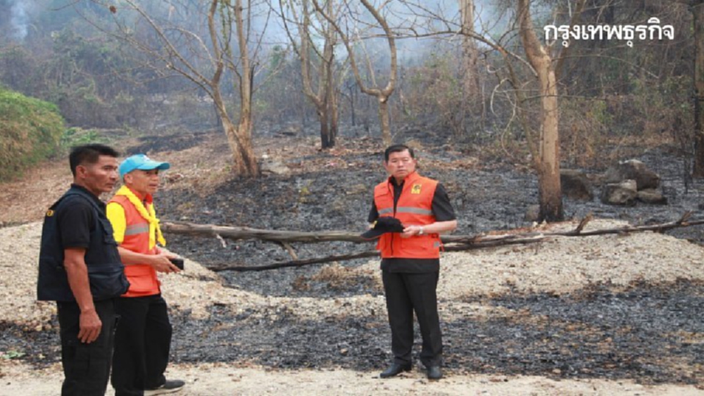 'นิพนธ์' ลงพื้นที่ติดตามไฟไหม้ป่านครนายก