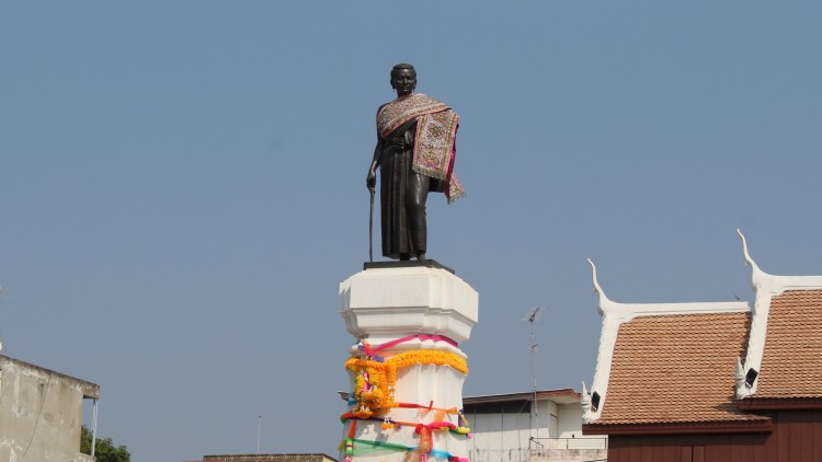 ด่วน! ผู้ว่าโคราช ประกาศเลื่อนจัดงานย่าโม หนีโควิด -19