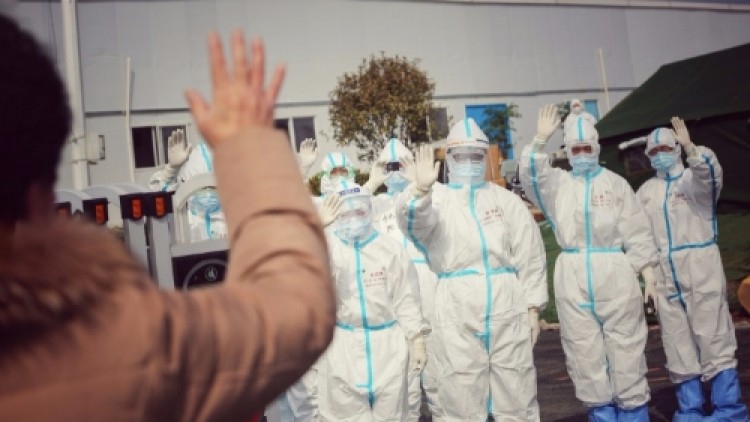 'จีน' ประกาศ 'โควิด-19' ผ่านพ้นจุดพีคไปแล้ว