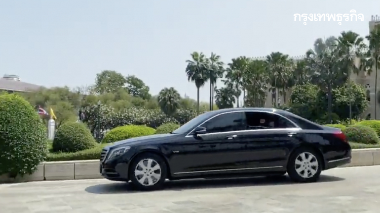 'บิ๊กตู่' ชูกำปั้นสู้ๆ หลังเรียกถกฝ่าวิกฤติโควิด-19