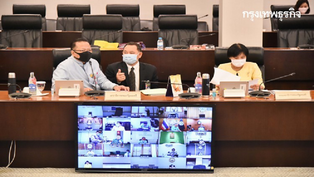 รัฐใช้พ.ร.ก.ฉุกเฉิน ตั้งด่านตรวจเข้มรอยต่อจังหวัดหวังลดการเคลื่อนย้ายปชช.