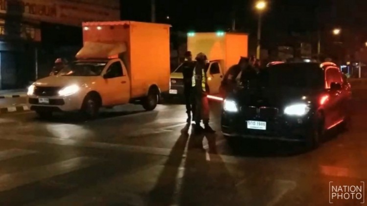 ศาลจังหวัดมุกดาหาร สั่งจำคุก 3 เดือนปรับ 5 พัน ลูกสาวผู้ว่าฯพิษณุโลก 