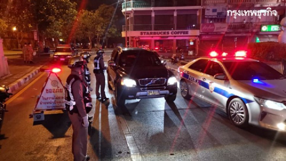 "ปทุมธานี" พบผู้ฝ่าฝืนเคอร์ฟิวมากสุดในไทย