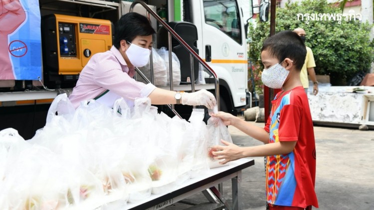 ยกครัวสนามเคลื่อนที่ กทม. บรรเทาความเดือดร้อนประชาชน