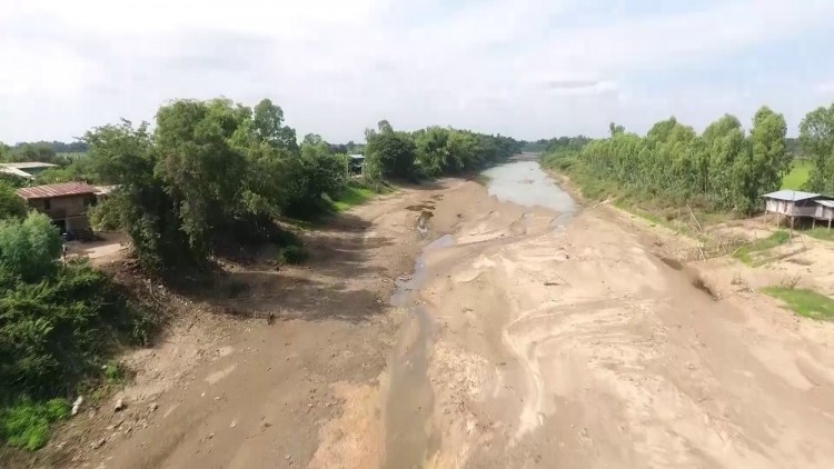 แม่น้ำยม พิจิตร แห้งต่อเนื่องมากว่า 5 เดือน