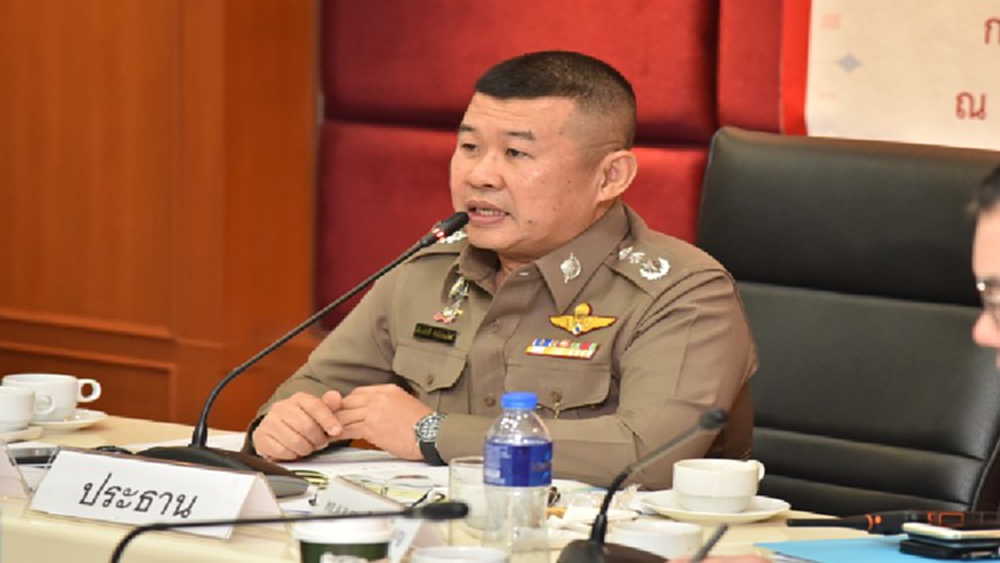 ตร. ประชุมเตรียมจัดจราจร หลังผ่อนปรนระยะที่ 2 พร้อมช่วยประชาชนรับฤดูฝน