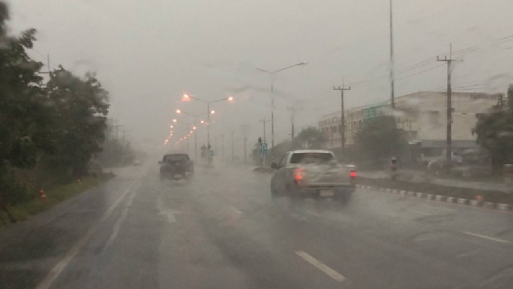 'กรมอุตุฯ' เตือน พายุไซโคลน 'อำพัน' ทำไทยมีฝนตกหนักบางพื้นที่ 18-21พ.ค.นี้