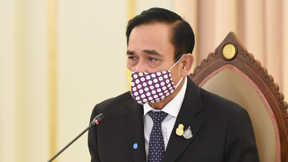 'ประยุทธ์' เจ็บคอไม่มีเสียง ปัดตอบ 2 ปมร้อน ต่อพ.ร.ก.ฉุกเฉิน-บิ๊กป้อมขึ้นหัวหน้า พปชร.