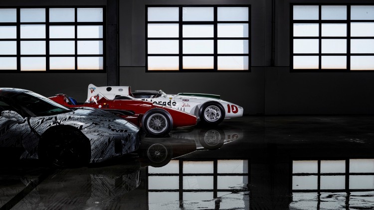 มาเซราติ 'MC20' ย้อนตำนาน ราชา ไร้มงกุฎ