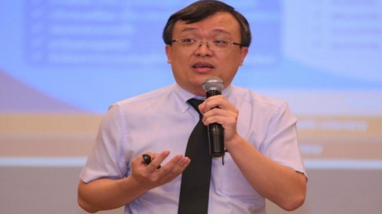 'นพ.ธีระ' เปิดวิธีรับมือคลายล็อคเฟส 4 ป้องกัน 'โควิด' ระบาดซ้ำ