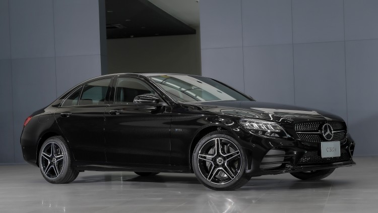 เบนซ์ เปิดตัว 'ซี 300 อี เอเอ็มจี สปอร์ต'