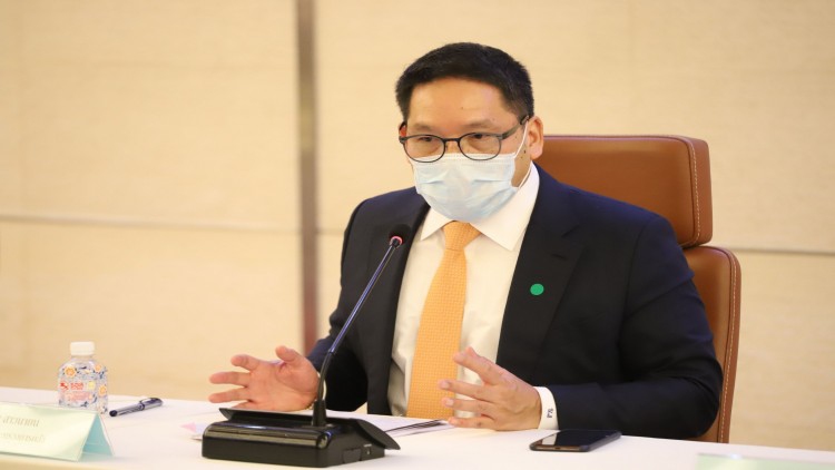 "อุตตม"พร้อมพิจารณานำมาตรการช้อปช่วยชาติกระตุ้นเศรษฐกิจ