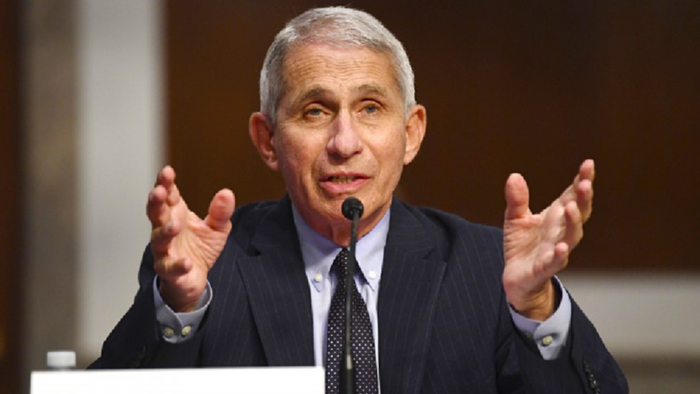 ‘สหรัฐ’ รับมือโควิดพลาด เสี่ยงพุ่งวันละแสน   