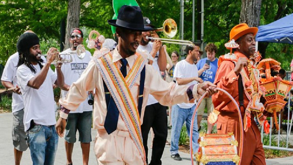 สีสันยัง ‘เคลื่อนไหว’ ใน ‘นิวออร์ลีนส์’