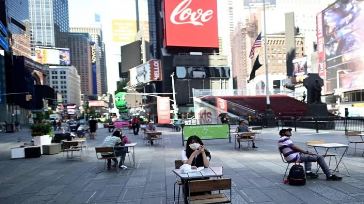 ‘นิวยอร์ก’ ปลดล็อกเฟส 3 กำชับ 'social distancing'