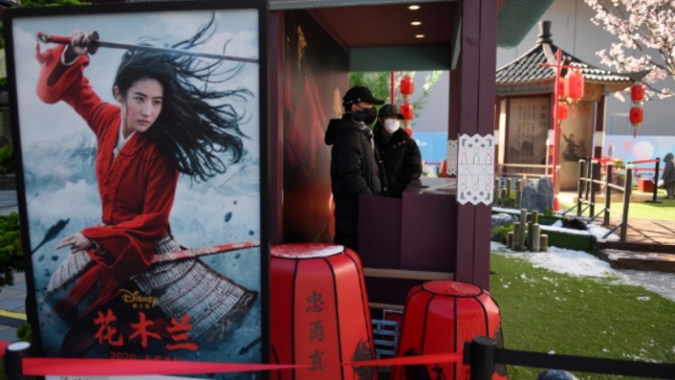 ความหวังโรงหนังดิ่งวูบ Mulan-Tenet เลื่อนฉายอีกรอบ