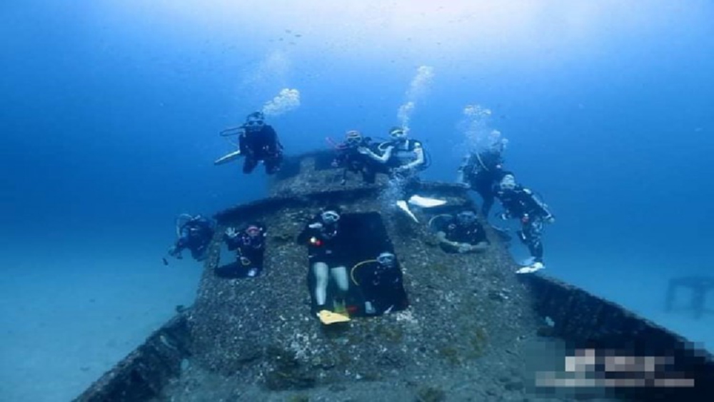 'กลุ่มอนุรักษ์' โวยนักดำน้ำเกาะราชา หวั่นเหยียบปะการังเละ!