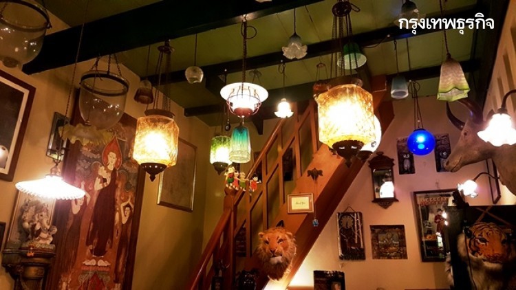  123 Baandee Happy Owls 'คาเฟ่' ข้างวัด