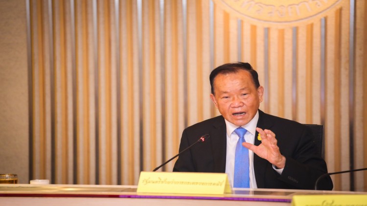 คลังเร่งแผนสร้างสวนป่าเบญจกิติ