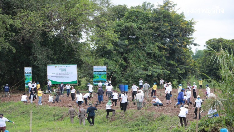CP รุกโปรเจคสมดุลสิ่งแวดล้อม ปลูกป่าต้นน้ำปิง วัง ยม น่าน