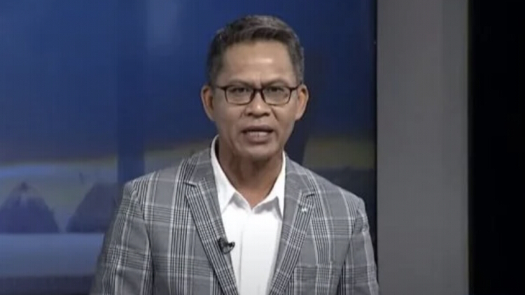 'บากบั่น บุญเลิศ' ได้รับรางวัลกินรีทองคำ สาขานักวิเคราะห์ข่าวดีเด่น ... 'บากบั่น บุญเลิศ' ได้รับรางวัลกินรีทองคำ สาขานักวิเคราะห์ข่าวดีเด่น ...