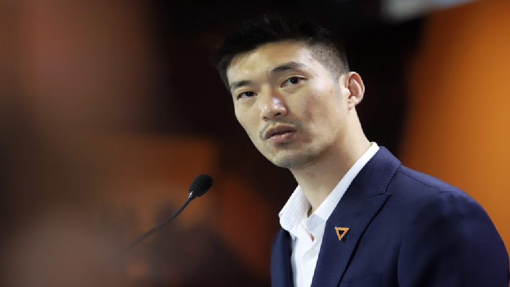 แค่เริ่มก็เดือด! 'ธนาธร' ถก กมธ.งบฯ ฉะ หยุดสร้าง VIP เหนือข้าราชการอื่น