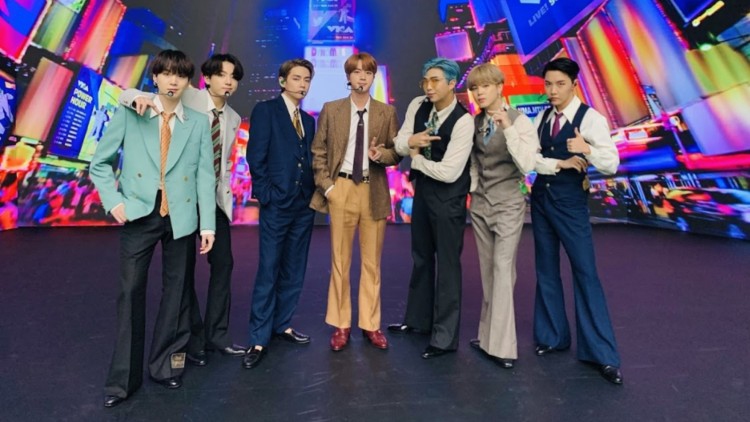 ประวัติศาสตร์ต้องจารึก ‘บีทีเอส’ พาเพลง Dynamite ขึ้นอันดับ 1 ชาร์ต Billboard Hot 100