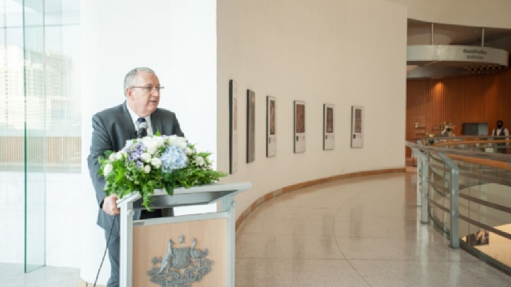 สถานทูตออสเตรเลียชวนชมศิลปะบนเปลือกไม้ชาวอะบอริจิน