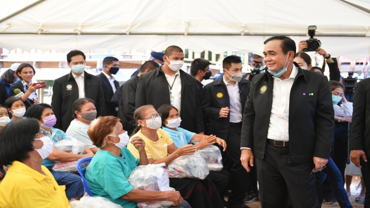 นายกฯ ปลุกปชช. ยึด 3 สถาบัน วอนเดินหน้าพูดคุยฝ่าวิกฤติ