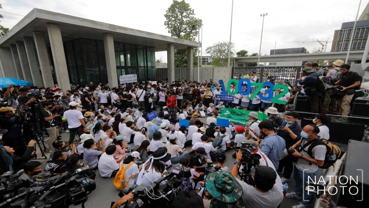 ร่างแก้ รธน. ฉบับประชาชน เสี่ยง 'ตกขบวน' สภา