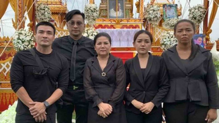 'บอล เชิญยิ้ม' โพสต์รูปชวนขนลุก คล้าย 'โรเบิร์ต สายควัน' ยิ้มขอบคุณ