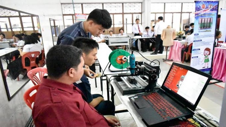 ชู "ผู้บริหาร-ครูอาชีวะ" ผู้นำยุคดิสรัปชั่น