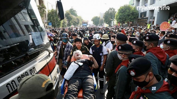 '62 นักวิชาการสื่อ' แถลงการณ์จี้รัฐ เปิดพื้นที่หาออกทางออกจากวิกฤติ