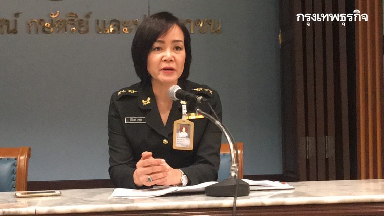 'รถถัง' บนมอเตอร์เวย์ คือ สไตรเกอร์ 14 คัน ของ กองทัพบก ขนไปตรวจรับที่ จ.สระบุรี