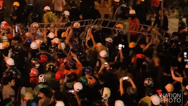 'เยาวชนปลดแอก' ยุติชุมนุม ลั่น 'ราษฎรจะกลับมา' หาก ประยุทธ์ ไม่ลาออกใน 3 วัน