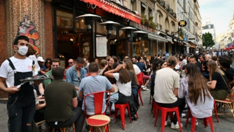 ‘ฝรั่งเศส’ ทุบสถิติติดโควิดรายวันทะลุ 5.2 หมื่นราย 