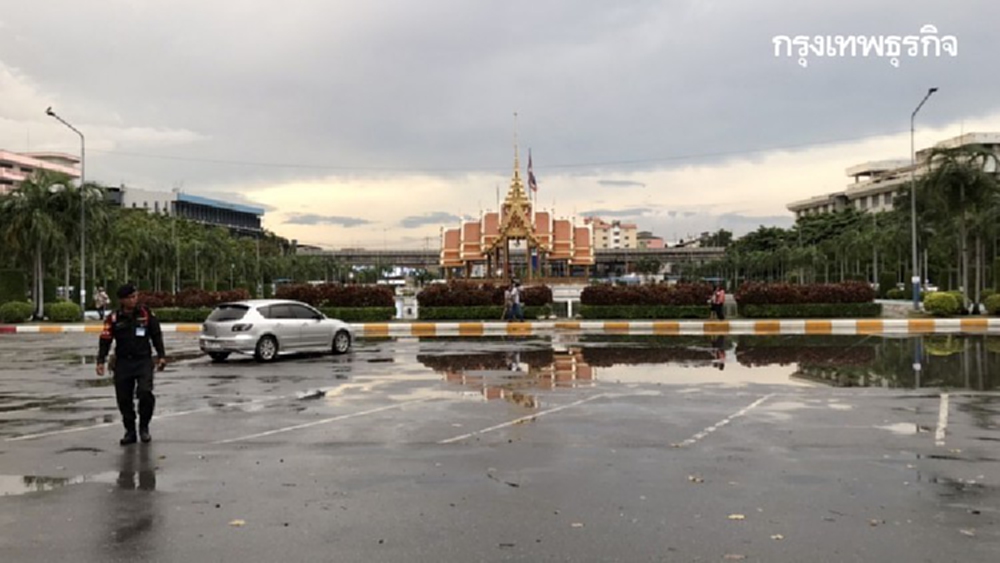 'อาชีวะช่วยชาติ' ยกเลิกชุมนุมลานพ่อขุน ม.รามฯ วันนี้