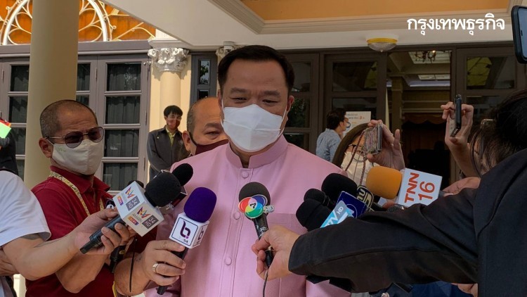 'อนุทิน' ถก 'เลขาสมช.' แก้ปัญหาเที่ยวบินวีไอพี ติดโควิดทุกไฟต์ 