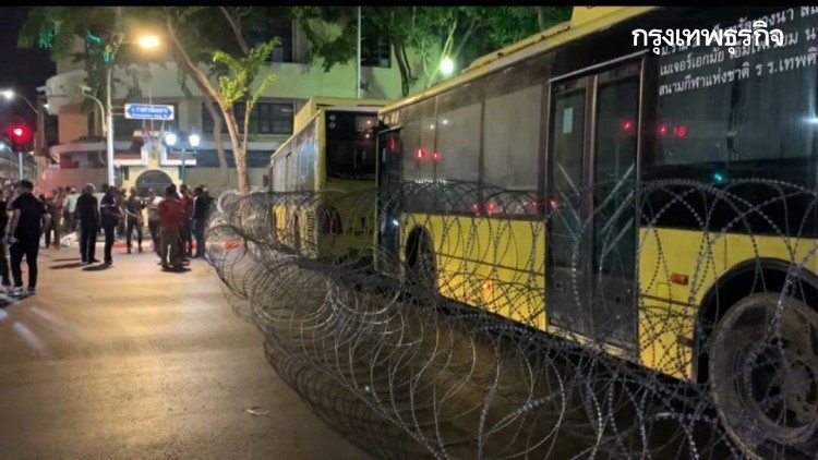 ตร.จ่อปิด 'แยกคอกวัว-สะพานผ่านฟ้า'  รับม็อบชุมนุม3กลุ่มวันนี้