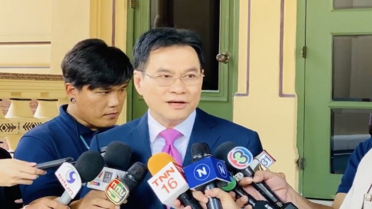 "จุรินทร์"ย้ำปชป.หนุนร่างรบ.-ฝ่ายค้านลุยแก้รัฐธรรมนูญ 