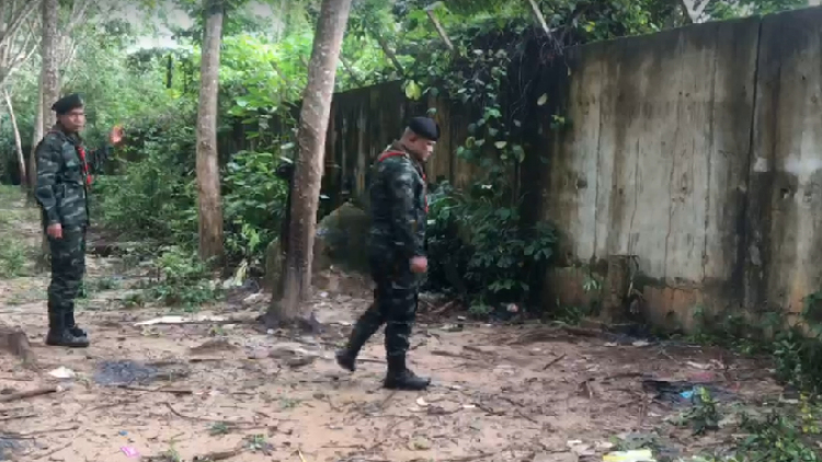 ตร.มาเลฯ ปะทะ กลุ่มลักลอบขนใบกระท่อมข้ามแดน จนท.เสียชีวิต 1 เจ็บ 1 ราย คาดหนีข้ามฝั่งไทย