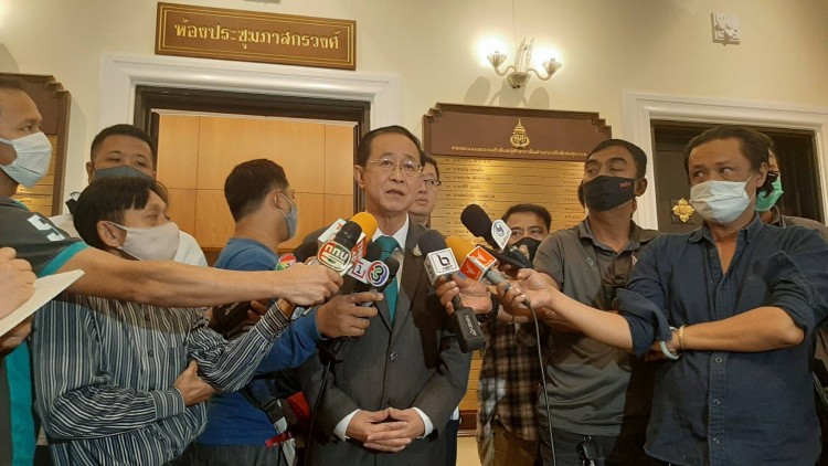 "อาคม"จี้กรมศุลลดดุลพินิจตรวจปล่อยสินค้า