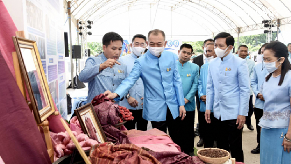 กรมหม่อนไหม จัดงาน ครบรอบปีที่ 11 สืบสานศิลปหัตถก ภูมิปัญญาไหม