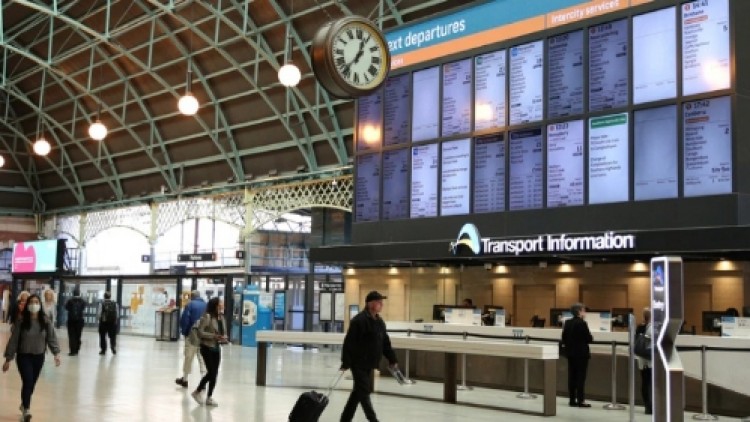 ‘ตุรกี’ ระงับเที่ยวบินจาก ‘อังกฤษ’ พบโควิดกลายพันธุ์  