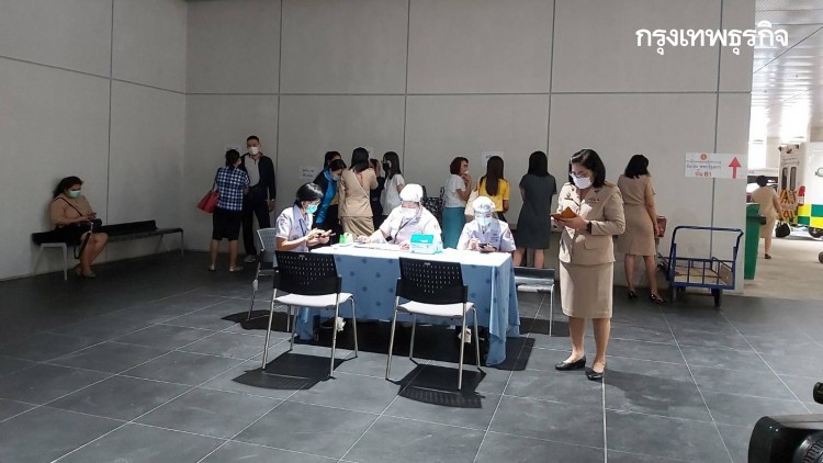 ส่งตัว '22จนท.สภาฯ' ร่วมอนุกมธ.พนันออนไลน์ ตรวจโควิด