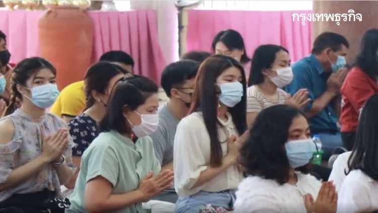 พาบุตรหลานเข้าวัด ฟังเทศน์ฟังธรรม 'วันมาฆบูชา'