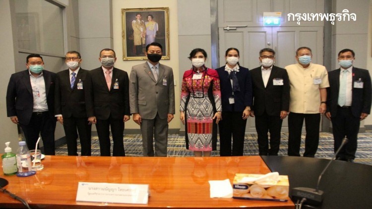 ตั้งศูนย์บริการเบ็ดเสร็จด้านสินค้าเกษตร ดันยอดส่งออกเพิ่มหลังโควิด 19 