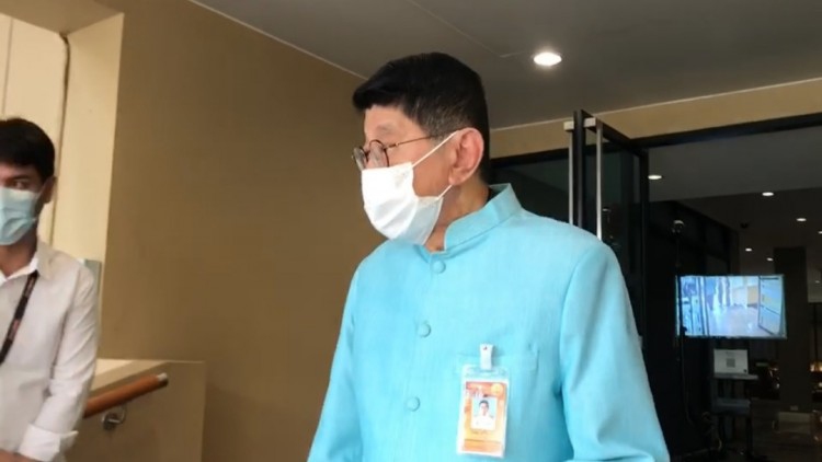 'วิษณุ' ชี้คนทำรองเท้าตราครุฑพ่าห์ มีความผิด ชี้ไม่ได้รับอนุญาต 