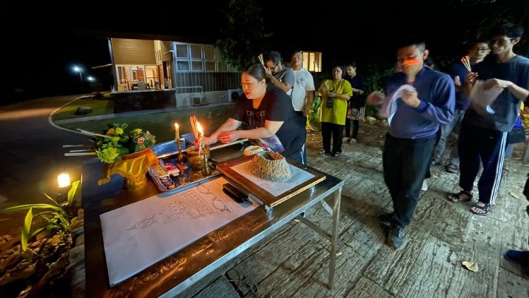 'พระองค์เจ้าสิริภาจุฑาภรณ์' ทรงประกอบพิธีตั้งสัจจะอธิฐานการสร้างพระพุทธรูป