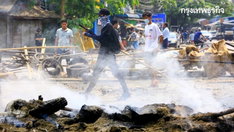 ชาวเมียนมาเปิด ‘ยุทธการทิ้งขยะ’ ประท้วงรัฐบาล